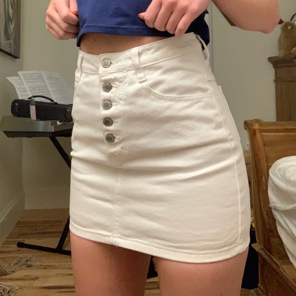 brandy melville / john galt white denim mini skirt